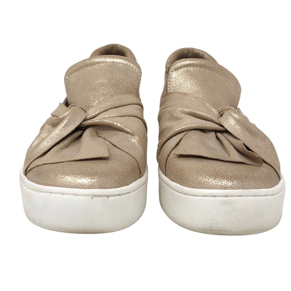 Donald Pliner Celeste Sneaker - Picture 3 of 9